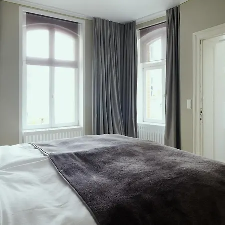 Weinberg 5 By Suite030 * Berlim